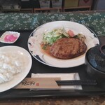 カフェテリア アメニティ - 日替りランチ　ハンバーグ定食