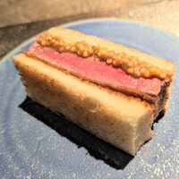 焼肉 思食 - 黒毛和牛ヒレカツサンド