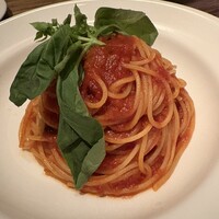 grigio la tavola - 