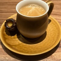 Petite amie et Coffre à jouet - 