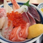 ゑびす丸 - 海鮮丼(1,400円)