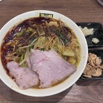 濃菜麺 井の庄 - 生にんにくと揚げにんにく