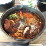 洋食屋 銀座ランプ亭 - 牛タンシチュー1,400円（ご飯、生卵おかわり無料、テイクアウトコーヒー無料）