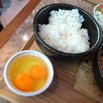 洋食屋 銀座ランプ亭 - 牛タンシチュー1,400円（ご飯、生卵おかわり無料、テイクアウトコーヒー無料）