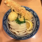梅田 釜たけうどん - 