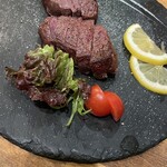 夜景×チーズ肉バル GARDEN - お肉はあっさりにしました。