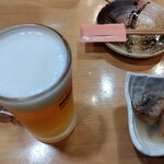 創作海鮮酒場 はる家 - 乾杯～。突き出しも旨い。