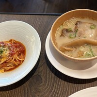 フォルク キッチン オールデイダイニング  - 