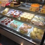 イノクマ - ショーケース左