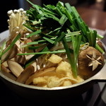 Kashiwa - 店かしわの地鶏鍋、最初の野菜（13.11）