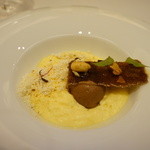 スリオラ - トウモロコシのエスプーマとチョコレートのエラード