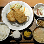 kawara CAFE＆DINING - 自家製タルタルソースのアジフライ定食