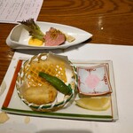 海舟 - ローストビーフとフグの唐揚げ