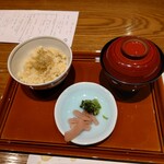 海舟 - 炊き込みご飯とお味噌汁