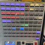 麺屋 極鶏 - 食券機です。