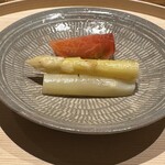 温石 - お口直しは、ホワイトアスパラガス、春の訪れを感じました。
