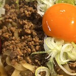 麺屋 丸福 - 卵黄とタコミート