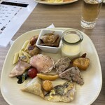 オールデイダイニング・ポモドーロ - 2皿食べたらかなりお腹いっぱい