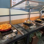 オールデイダイニング・ポモドーロ - お肉も鶏、豚、ミートボールなど種類も豊富です