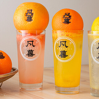 名物「凡暮サワー」がおすすめ！写真映え抜群ドリンクが勢揃い