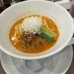 担々麺くろおに - 全体にまとまった美味さ！