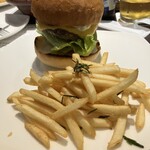 ダグズ・バーガー 宮古島本店 - 