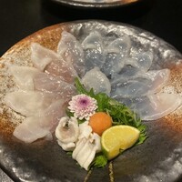 泳ぎとらふぐ活蟹料理 あじ平 曽根崎 - 