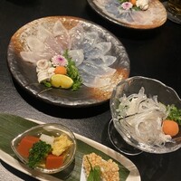 泳ぎとらふぐ活蟹料理 あじ平 曽根崎 - 