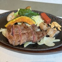 近江牛もりしま 寛閑観ここ滋賀店 - 