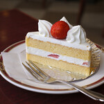 タカセ - 料理写真:【モーニングケーキセット@税込700円】ショートケーキ