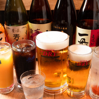 ビールもジャイアントなジョッキで！お得なセットもございます◎