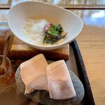 アルカナイズ - 白アワビ茸と若芽のマスタードマリネと泡 