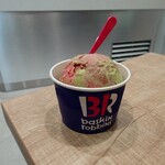 サーティワンアイスクリーム - 料理写真:ベリーミーツピスタチオ(レギュラー、カップ)