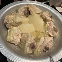 かんない 諸星 - 白濁スープの水炊き　加熱前