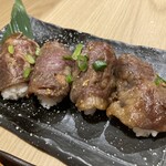 京の里久 赤坂見附店 - 3,500円コース〆の牛タン肉寿司