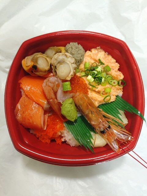 北海丼を食べました。』by やま 千葉県 : 築地丼丸 八柱駅前店