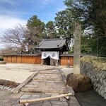 Stone age Cafe - 江の浦測候所の碑