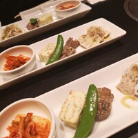 焼肉専科 肉の切り方 日本橋本店 - 