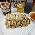 ぎょうざ専門店 赤萬 三宮店 - 