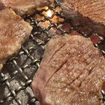 炭火焼肉ホルモンさわいし - 