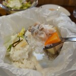 キッチン ブルー グローブ - あさり、人参、ご飯です