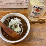 もつ焼きおとんば 高田馬場店 - 煮込み450円。味が濃くて酒が進みます