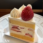 アカシエ 北浦和本店 - 金粉でお化粧