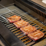 USHIGORO S. - 究極の黒タン