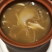 金香楼 - 名物壺スープ