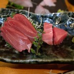 大衆酒場 るはり屋 - まぐろ2点盛(590円)