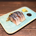 糀-コメノハナ- - しめ鯖の黒醤油麹和え。
