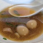 丿貫 - 梭子魚と鮭の重ね蕎麦のスープ