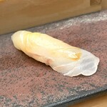 すし匠 - ヒラメ
