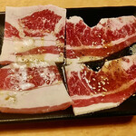 焼肉の万福 石山応援団 - 定番の万福カルビ